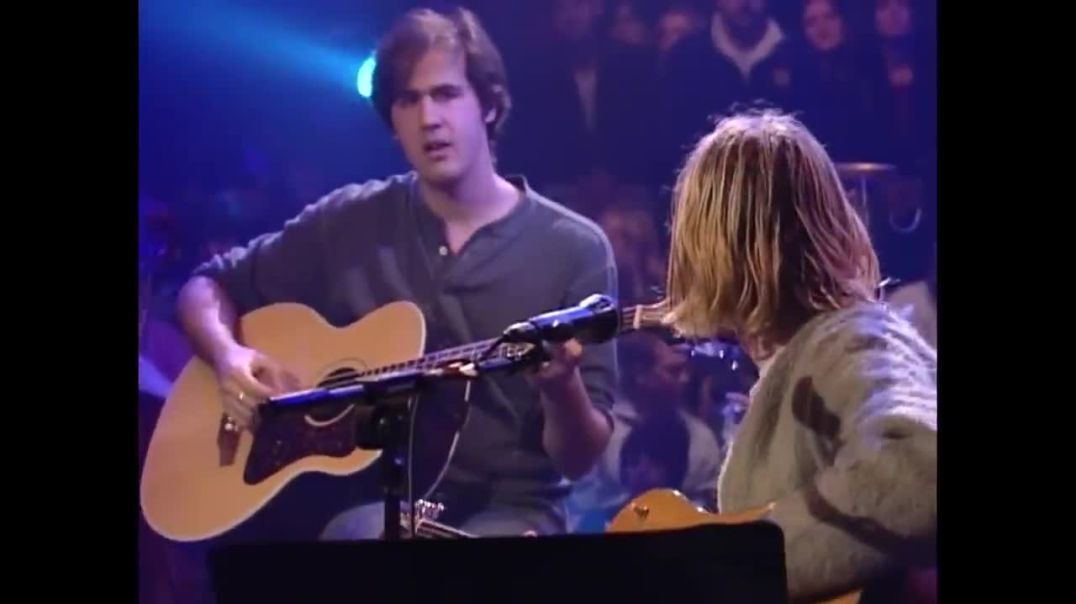 Nirvana - All Apologies (Live On MTV Unplugged)